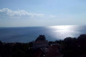 Amazing Sea view, free parking, near to the centre Trieste